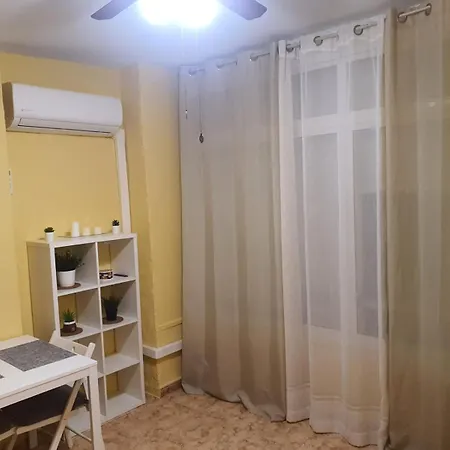 Fantástico Estudio En Málaga. Appartamento *